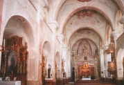 Katolikus templom oltára